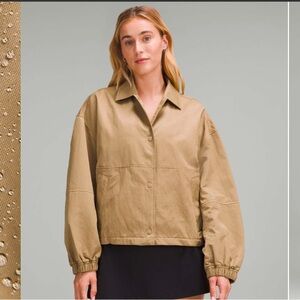 Lululemon Cropped Coachs jacket XS